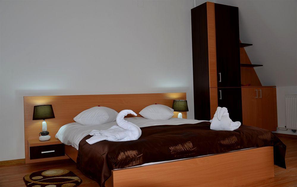 Aparthotel Zorilor Cluj-Napoca Ngoại thất bức ảnh