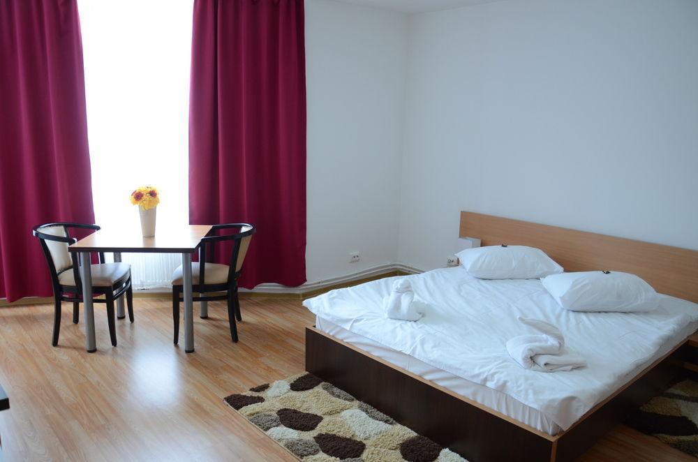 Aparthotel Zorilor Cluj-Napoca Ngoại thất bức ảnh