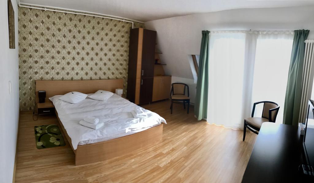 Aparthotel Zorilor Cluj-Napoca Ngoại thất bức ảnh